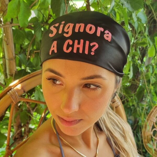 BANDANA SIGNORA A CHI? 70x70 cm