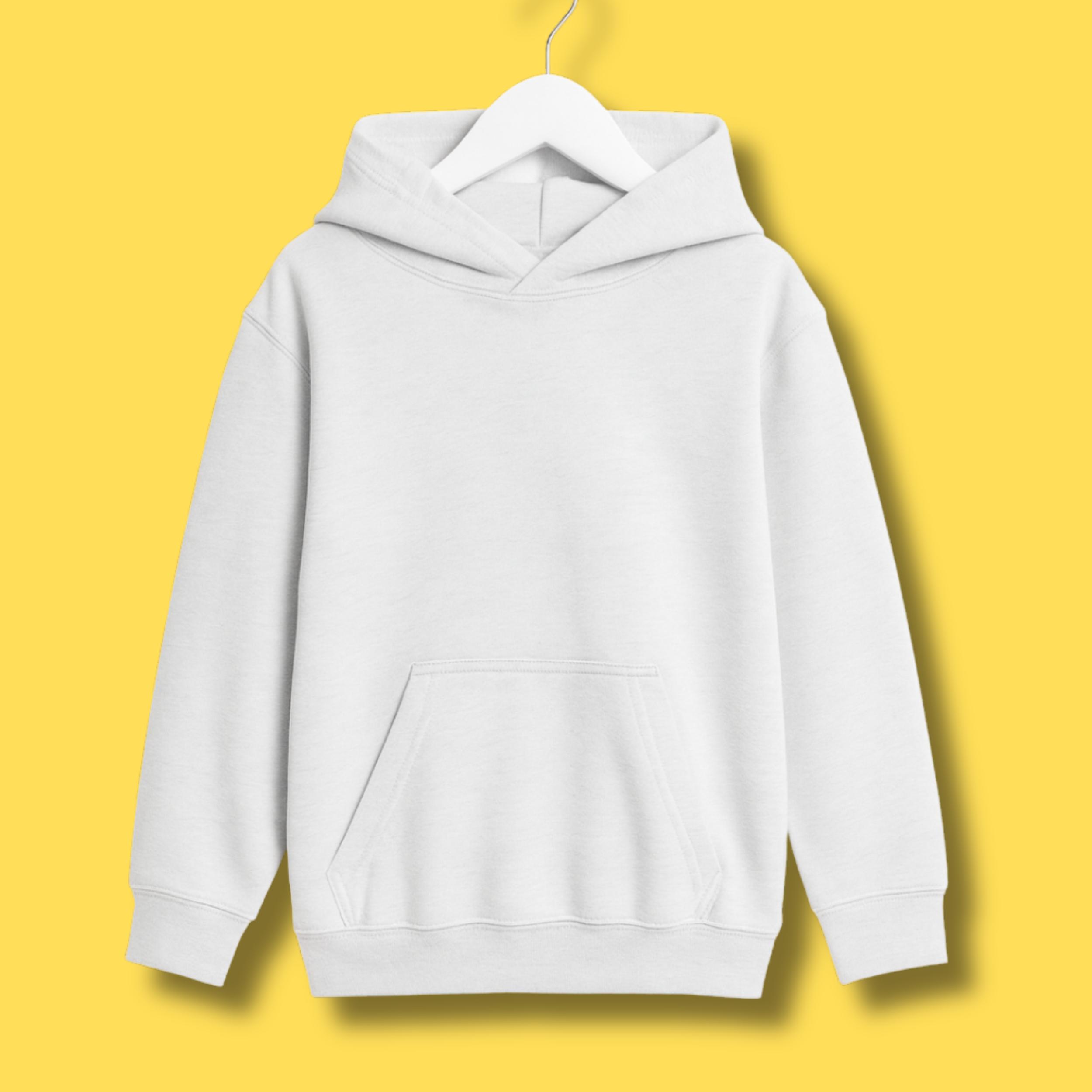 Felpe bimbo personalizzabili e felpe unisex per adulti Se cerchi felpe personalizzabili di qualità, sei nel posto giusto! 🎉 Le nostre felpe sono perfette sia per i più piccoli che per gli adulti: un mix di comfort, stile e originalità. Con le felpe bimbo personalizzabili puoi creare capi unici per tuo figlio o come idea regalo speciale. Ogni felpa può essere stampata con scritte divertenti, frasi motivazionali, nomi o grafiche personalizzate: così ogni bambino avrà il suo look originale e irripetibile. Per mamma, papà e ragazzi abbiamo invece una linea completa di felpe unisex da adulto, pensate per adattarsi a ogni stile e occasione. Sono morbide, calde e resistenti: perfette per il tempo libero, la scuola, lo sport o le uscite con gli amici. Puoi personalizzarle come vuoi, creando una felpa che racconta chi sei davvero.